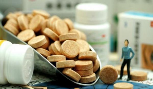 ����·���������ˡ���ԭ�����N(xi��o)����Ʒ